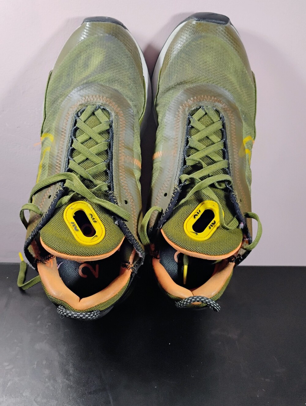 Nike Air Max 2090 Olive green Flak Women’s 9 Sneakers DC1875‑300 - Picture 9 of 10